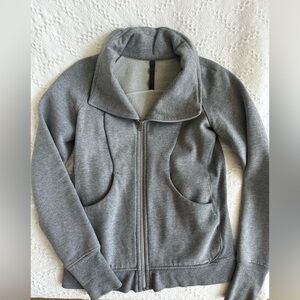 Lululemon Scuba funnel neck